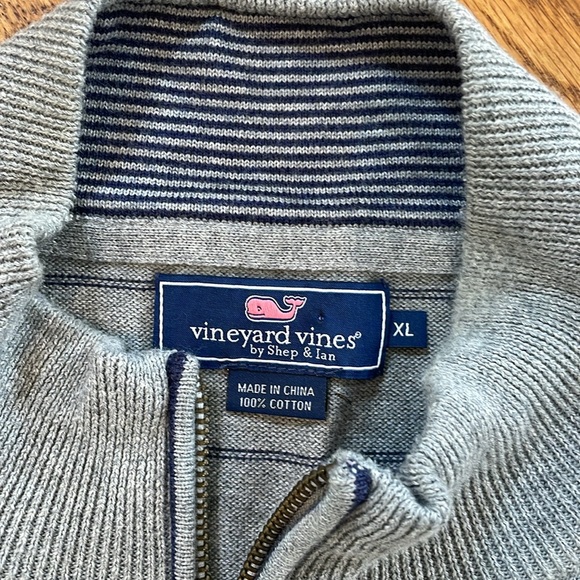 Men’s Vineyard Vines Quarter Zip Sweater. Size XL. Like New Condition. - Picture 7 of 11